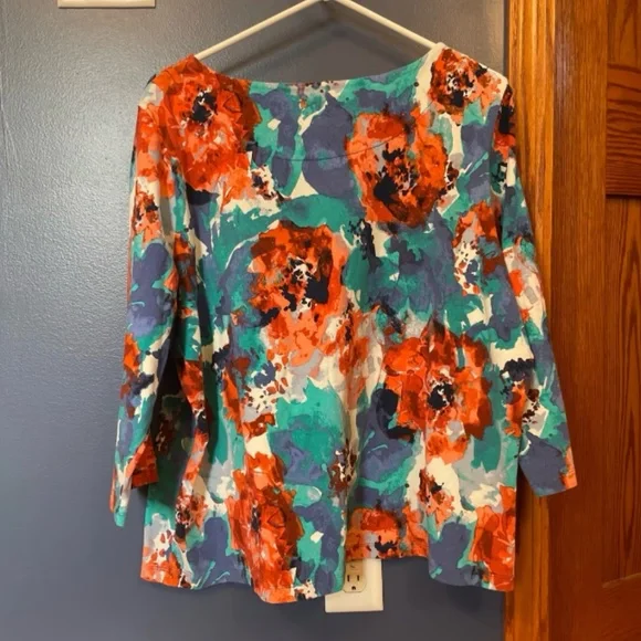 Ruby Rd. Top - Picture 2 of 3